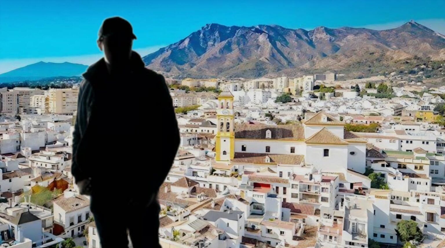 السجن لمحتال سويدي خدع العشرات بعقارات وهمية بإسبانيا بيوت فاخرة في ماربيا بإسبانيا ترمز لعمليات الاحتيال العقاري